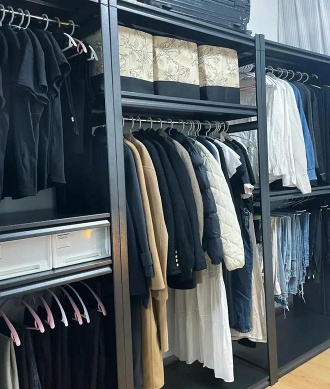 了你们年轻人不叠衣服不打柜！z6尊龙·中国网站木工：真服(图11)
